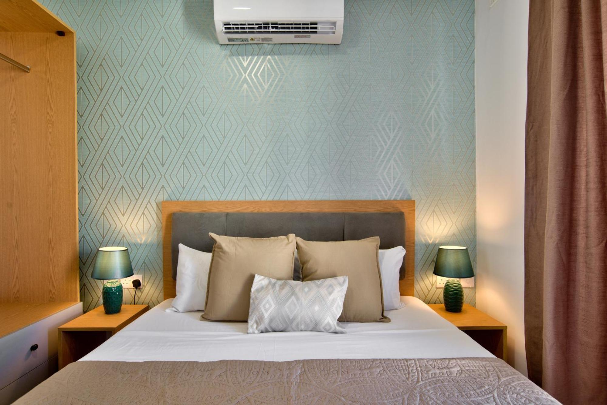 Sliema 2-Bedroom Central Apartments And Penthouse With Jacuzzi Экстерьер фото